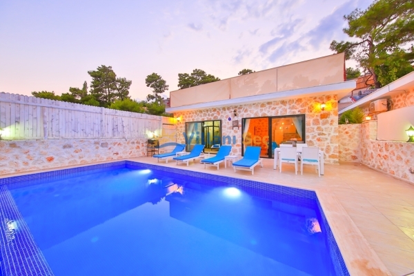 Villa Stone House 1