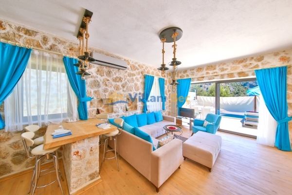 Villa Stone House 2