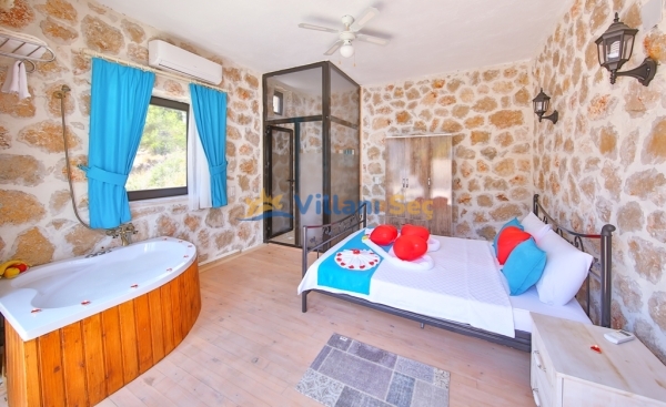 Villa Stone House 2