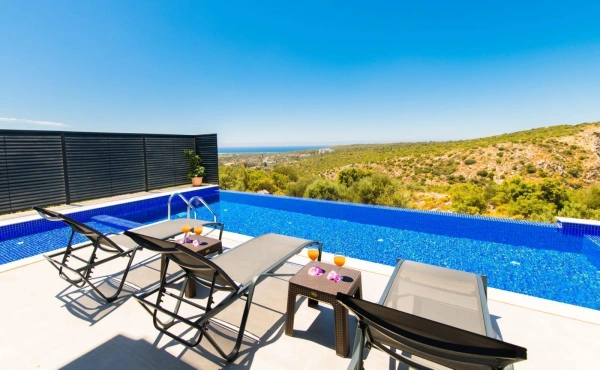 Villa Atlas