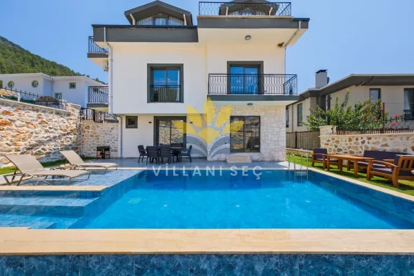 Villa Famos 1