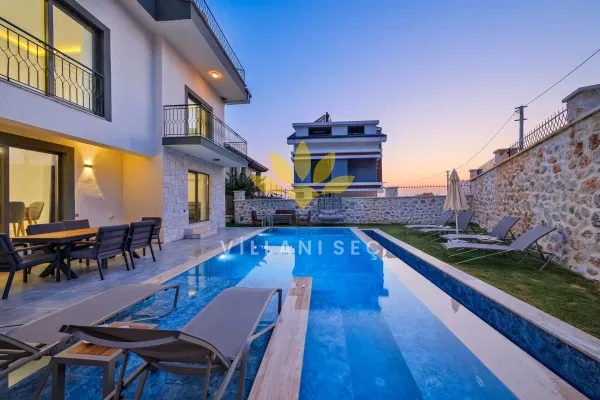 Villa Famos 2