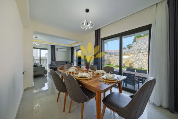 Villa Famos 2
