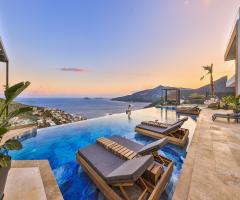 Villa Layor 