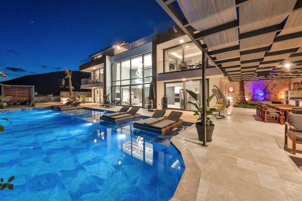Villa Layor 