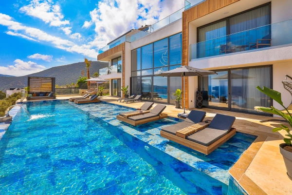 Villa Layor 