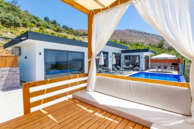 Kalkan'da kiralık muhafazakar villa tatili